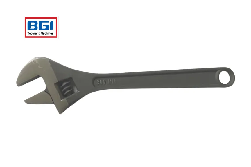 Adjustable spanner